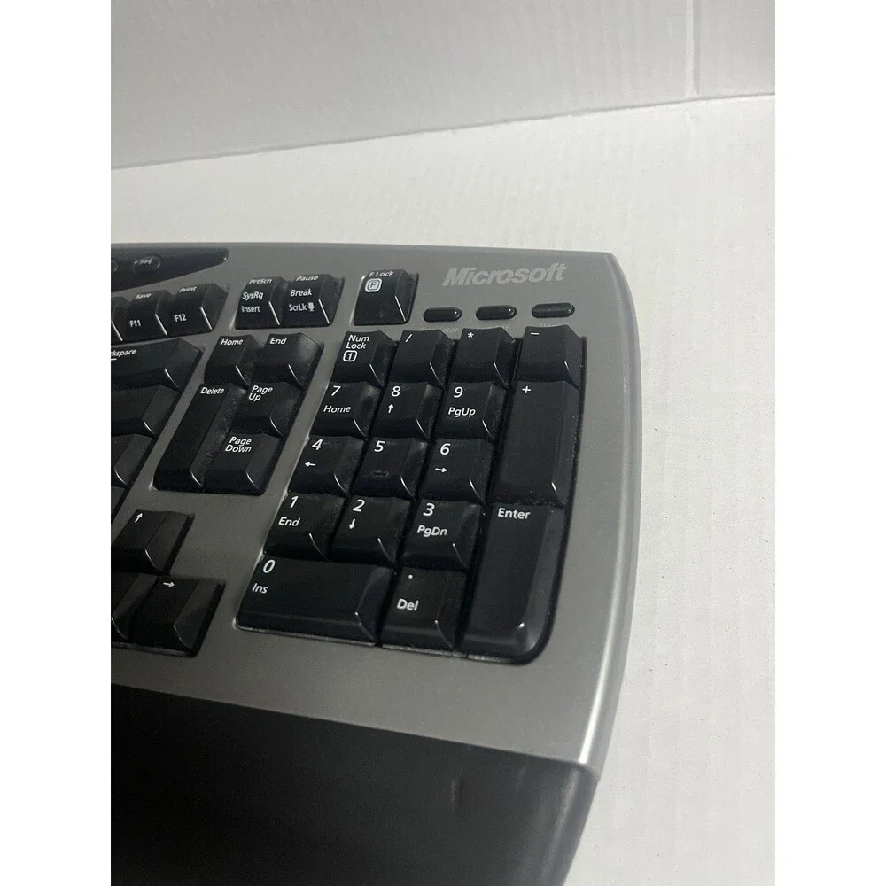 Microsoft Wireless Comfort Keyboard 4000 (1045) w/ USB Receiver, English